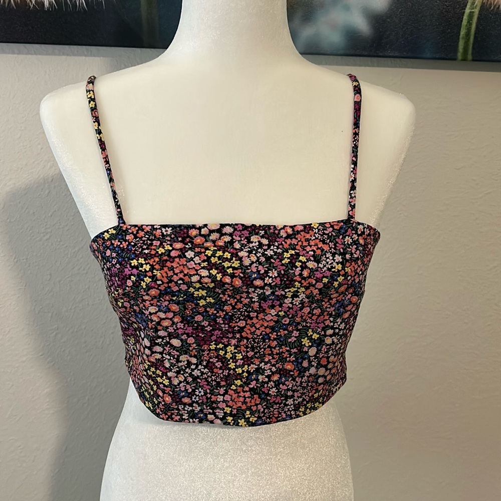 H&M flowery crop top